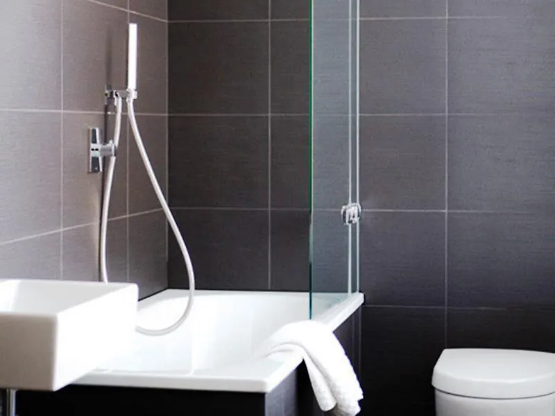 Malmaison Cheltenham 4*,